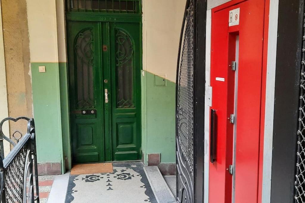 Nice Downtown Apartment بودابست المظهر الخارجي الصورة