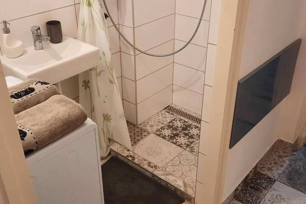 Nice Downtown Apartment بودابست المظهر الخارجي الصورة