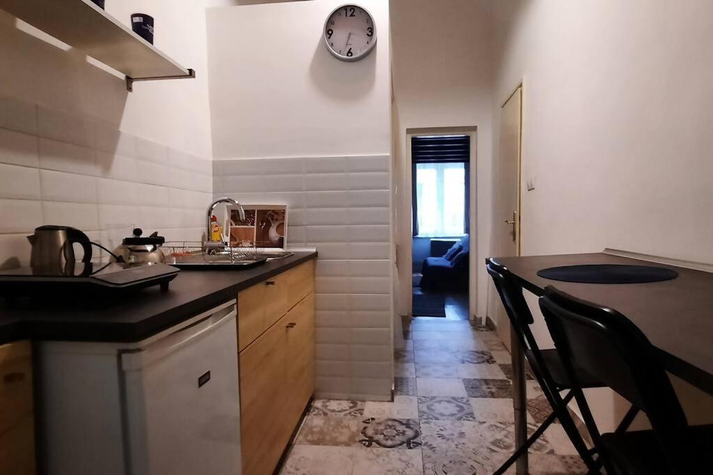 Nice Downtown Apartment بودابست المظهر الخارجي الصورة